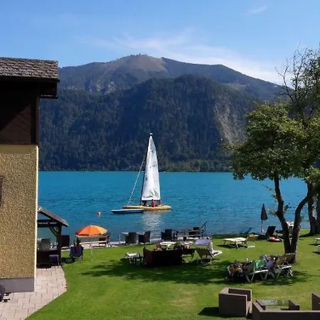 Seehaus Schernthaner * Unterach am Attersee